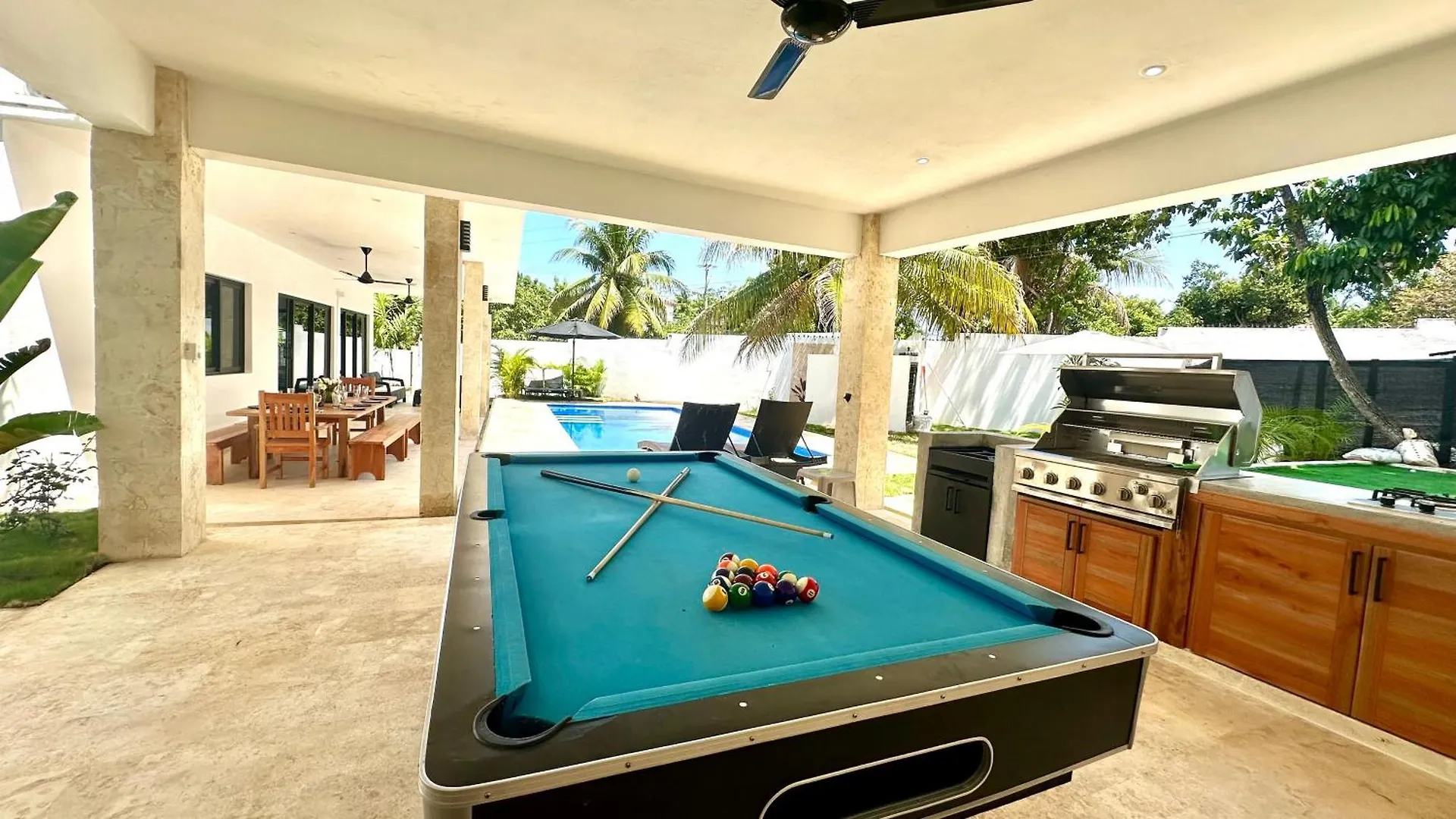 Holiday home New Grand 5 Bedroom Villa With Pool And Full Outdoor Kitchen ! Las Terrenas