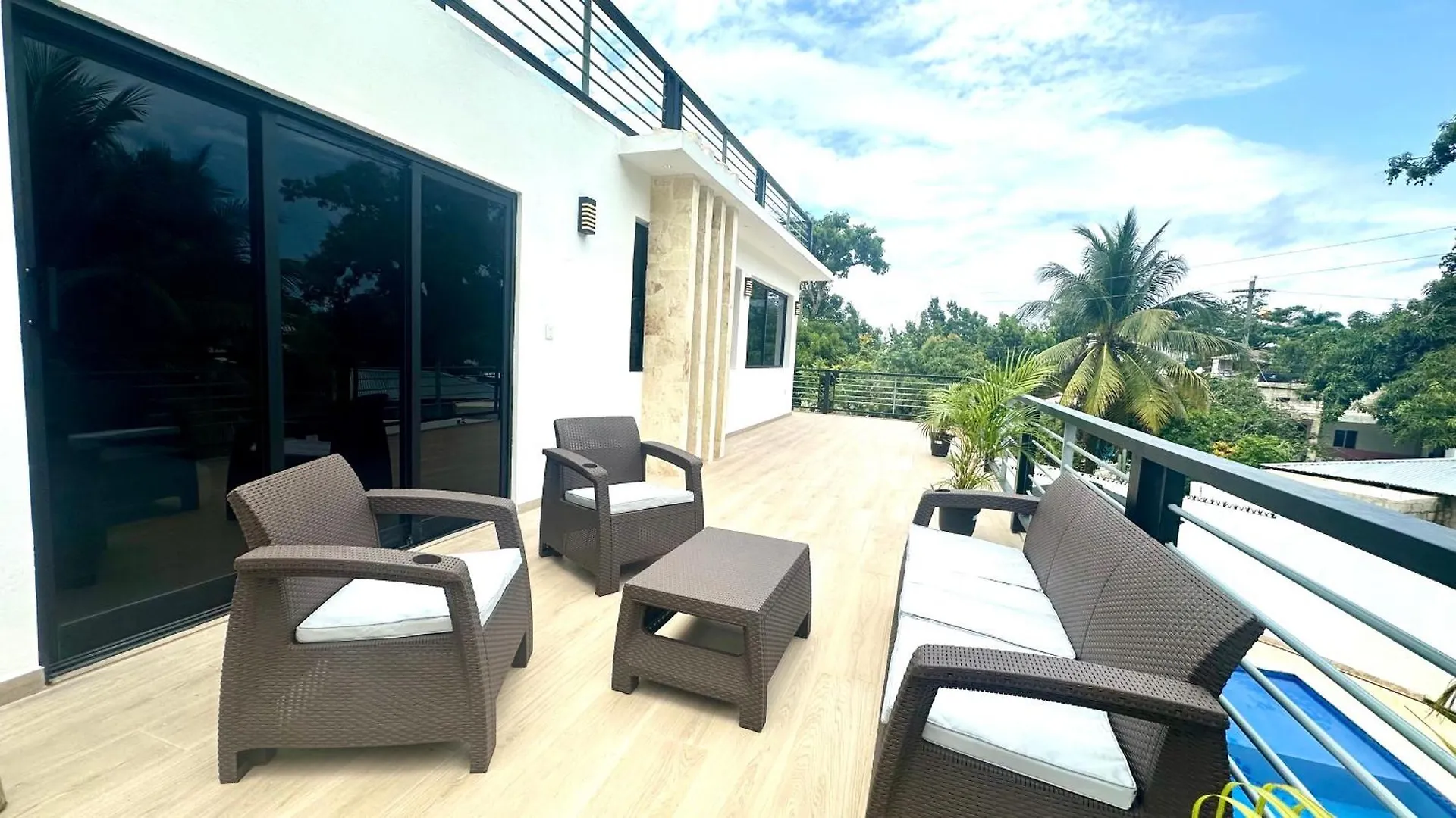 New Grand 5 Bedroom Villa With Pool And Full Outdoor Kitchen ! Las Terrenas